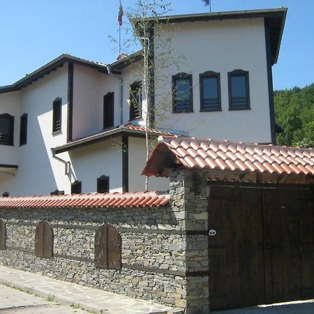 Комплекс Водопада Hotel Khrabrino Buitenkant foto