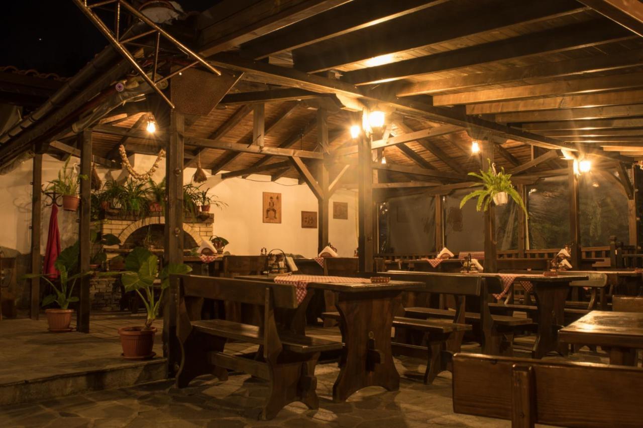 Комплекс Водопада Hotel Khrabrino Buitenkant foto